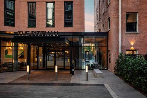 Kimpton - Pittman Hotel, an IHG Hotel allows 18 year olds to book a room in Dallas