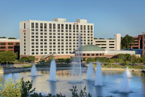 Newport News Marriott at City Center allows 18 year olds to book a room in Newport News