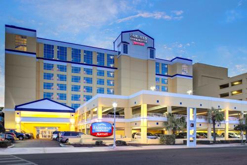 Fairfield Inn & Suites by Marriott Virginia Beach Oceanfront allows 18 year olds to book a room in Virginia Beach