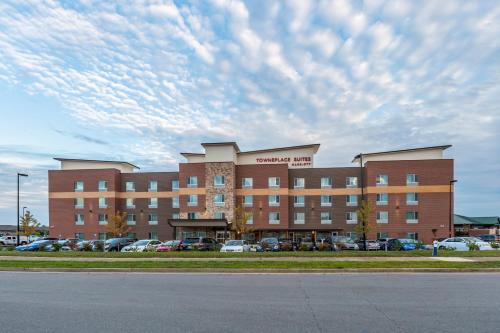 TownePlace Suites by Marriott Lexington Keeneland/Airport allows 18 year olds to book a room in Lexington