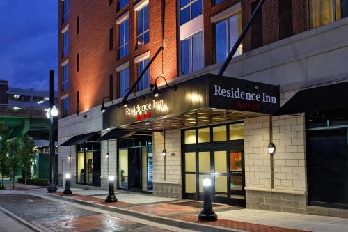 Residence Inn by Marriott Little Rock Downtown allows 18 year olds to book a room in Little Rock