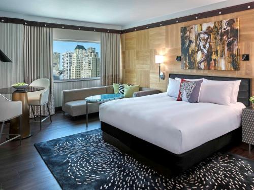 Sofitel Philadelphia at Rittenhouse Square allows 18 year olds to book a room in Philadelphia