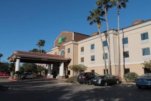 Holiday Inn Express Hotel and Suites Brownsville, an IHG Hotel allows 18 year olds to book a room in Brownsville