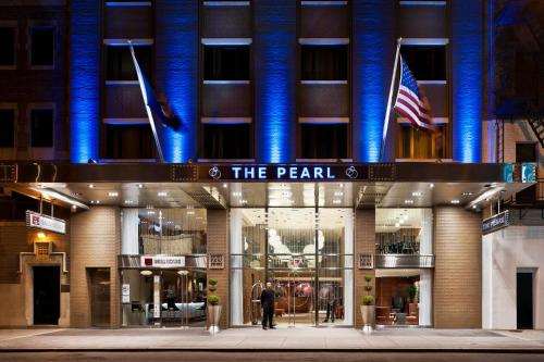 The Pearl Hotel allows 18 year olds to book a room in New York