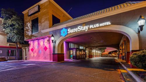 SureStay Plus Hotel by Best Western Lubbock Medical Center allows 18 year olds to book a room in Lubbock