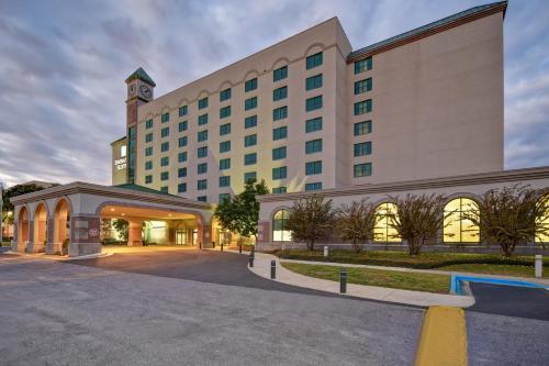 Embassy Suites Montgomery - Hotel & Conference Center allows 18 year olds to book a room in Montgomery