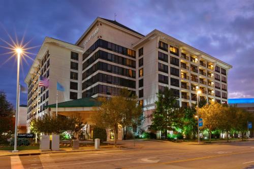 Courtyard by Marriott Oklahoma City Downtown allows 18 year olds to book a room in Oklahoma City