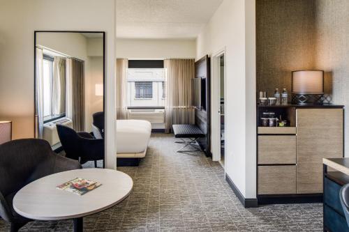 DoubleTree by Hilton Hotel & Suites Jersey City allows 18 year olds to book a room in Jersey City