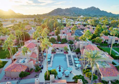 The Scottsdale Plaza Resort & Villas allows 18 year olds to book a room in Scottsdale