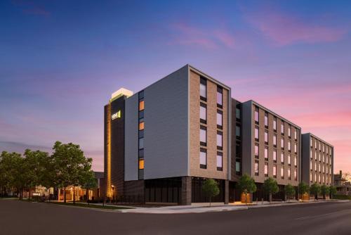 Home2 Suites by Hilton Des Moines at Drake University allows 18 year olds to book a room in Des Moines