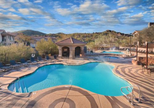 Raintree at Worldmark Phoenix South Mountain Preserve allows 18 year olds to book a room in Phoenix