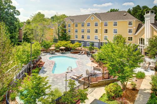 Homewood Suites by Hilton Raleigh/Cary allows 18 year olds to book a room in Cary