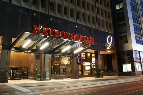 Metropolitan at The 9, Autograph Collection allows 18 year olds to book a room in Cleveland