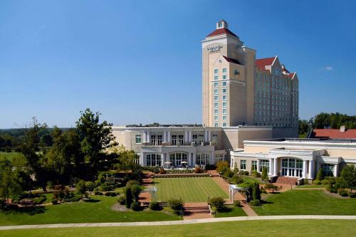 Grandover Resort & Spa, a Wyndham Grand Hotel allows 18 year olds to book a room in Greensboro