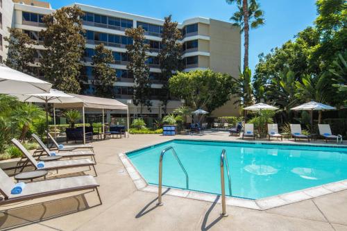 Fullerton Marriott at California State University allows 18 year olds to book a room in Fullerton