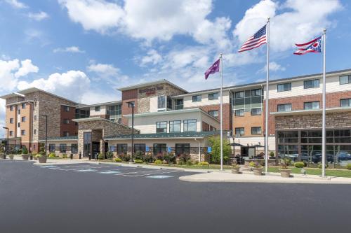 Residence Inn by Marriott Akron South/Green allows 18 year olds to book a room in Akron