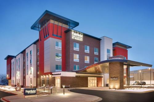 Fairfield Inn & Suites by Marriott Denver West/Federal Center allows 18 year olds to book a room in Lakewood