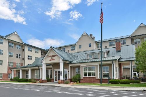 Residence Inn by Marriott Denver Airport at Gateway Park allows 18 year olds to book a room in Aurora