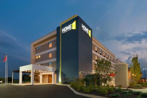 Home2 Suites by Hilton Clarksville/Ft. Campbell allows 18 year olds to book a room in Clarksville