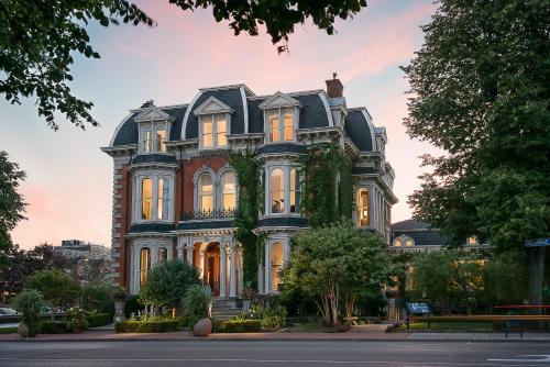 The Mansion on Delaware Avenue allows 18 year olds to book a room in Buffalo