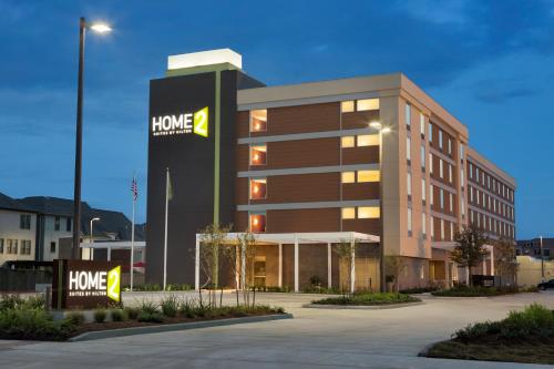 Home2 Suites by Hilton Houston Energy Corridor allows 18 year olds to book a room in Houston