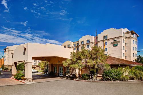 Homewood Suites by Hilton Albuquerque Uptown allows 18 year olds to book a room in Albuquerque