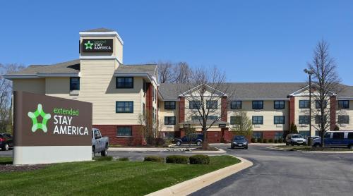 Extended Stay America Suites - Rockford - I-90 allows 18 year olds to book a room in Rockford