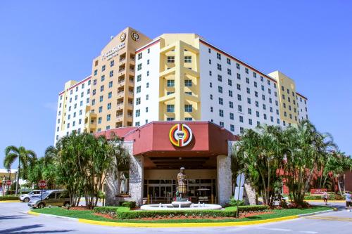 Miccosukee Casino & Resort allows 18 year olds to book a room in Miami