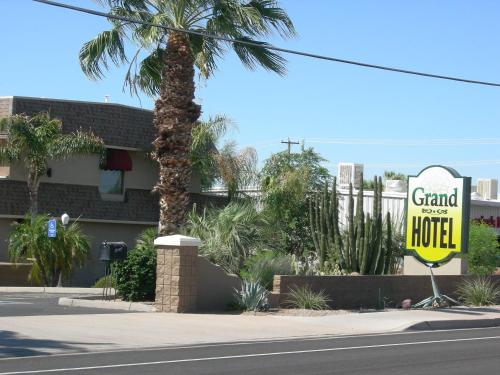 Grand Hotel allows 18 year olds to book a room in Mesa