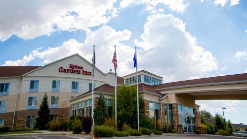 Hilton Garden Inn Colorado Springs Airport allows 18 year olds to book a room in Colorado Springs