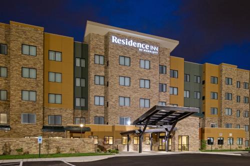 Residence Inn by Marriott Louisville East/Oxmoor allows 18 year olds to book a room in Louisville