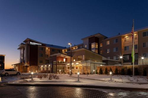 Residence Inn by Marriott St. Louis West County allows 18 year olds to book a room in St. Louis