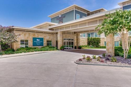 Homewood Suites by Hilton Fort Worth Medical Center allows 18 year olds to book a room in Fort Worth