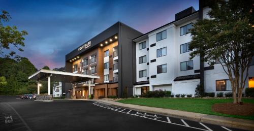 Courtyard Winston-Salem Hanes Mall allows 18 year olds to book a room in Winston-Salem