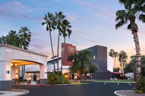 Four Points by Sheraton Tucson Airport allows 18 year olds to book a room in Tucson