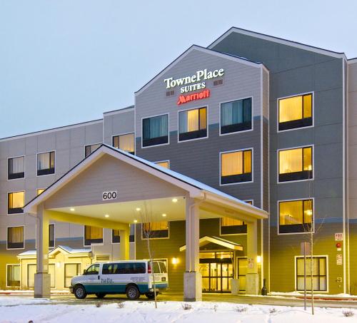 TownePlace Suites by Marriott Anchorage Midtown allows 18 year olds to book a room in Anchorage