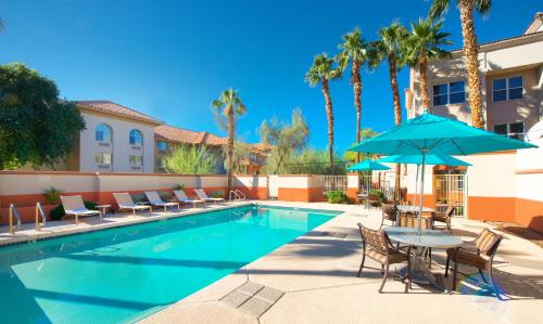 Residence Inn Phoenix Mesa allows 18 year olds to book a room in Mesa