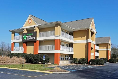 Extended Stay America Suites - Virginia Beach - Independence Blvd allows 18 year olds to book a room in Virginia Beach