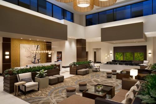 Embassy Suites By Hilton Syracuse Destiny USA allows 18 year olds to book a room in Syracuse