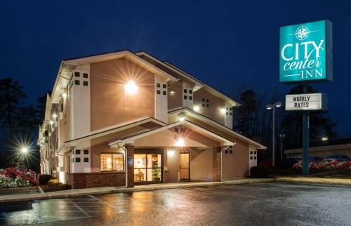 City Center Inn allows 18 year olds to book a room in Newport News