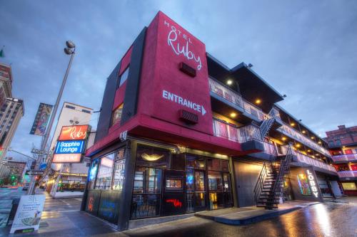 Hotel Ruby allows 18 year olds to book a room in Spokane