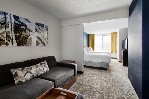 SpringHill Suites by Marriott Richmond North/Glen Allen allows 18 year olds to book a room in Richmond