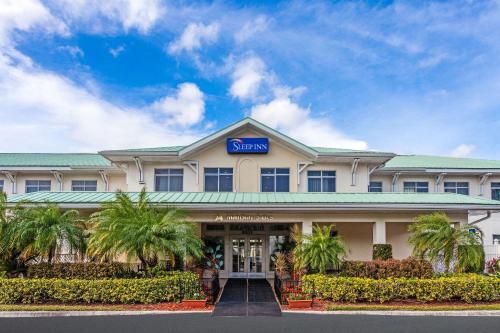 MainStay Suites at PGA Village allows 18 year olds to book a room in Port St. Lucie