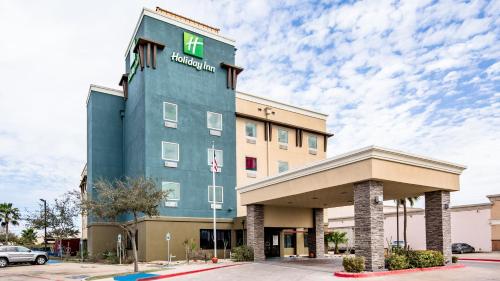 Holiday Inn - Brownsville, an IHG Hotel allows 18 year olds to book a room in Brownsville