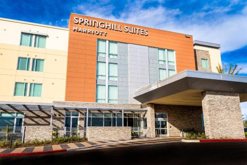 SpringHill Suites Spokane Airport allows 18 year olds to book a room in Spokane