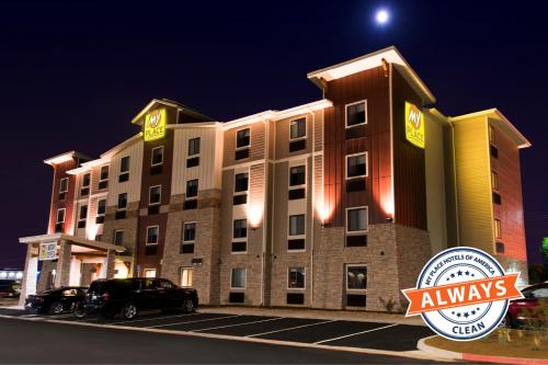 My Place Hotel-Overland Park, KS allows 18 year olds to book a room in Overland Park