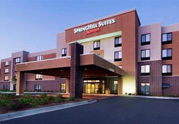 SpringHill Suites by Marriott Sioux Falls allows 18 year olds to book a room in Sioux Falls