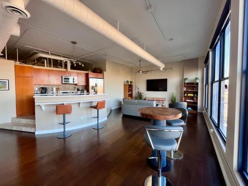 Upscale Industrial Loft on Mill allows 18 year olds to book a room in Tempe