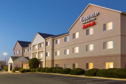 Fairfield Inn & Suites Amarillo West/Medical Center allows 18 year olds to book a room in Amarillo