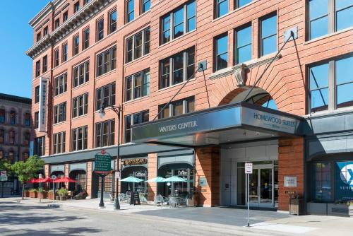 Homewood Suites by Hilton Grand Rapids Downtown allows 18 year olds to book a room in Grand Rapids